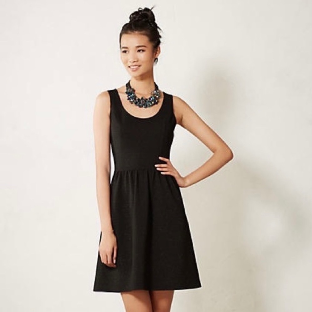 HD in Paris dress